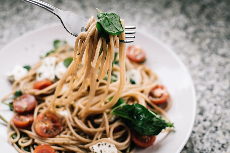 Gramm-Pasta-für-2-Personen-berechnen